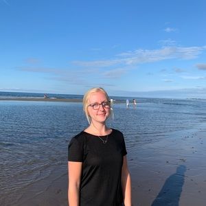 Meet your Posher, Makenzie